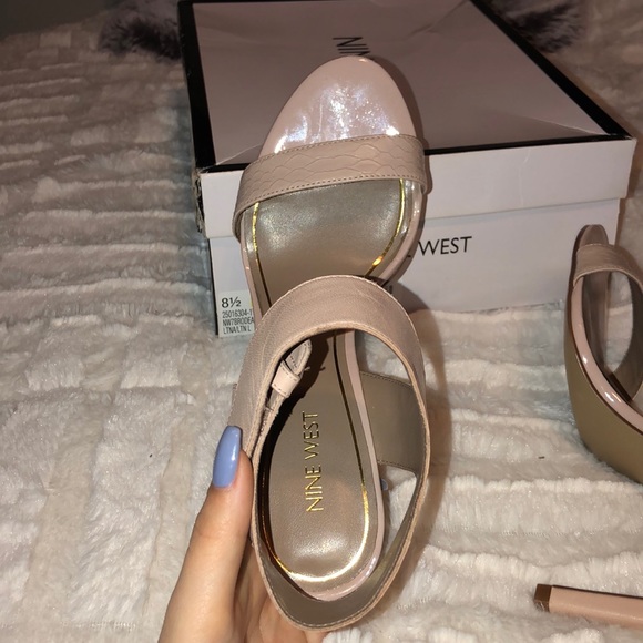 Nine West Leather Man Made High Heels - Picture 3 of 6